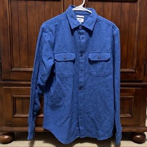 Men's Old Navy long-sleeve button down